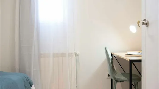Rooms in Madrid Chamberí - photo 10