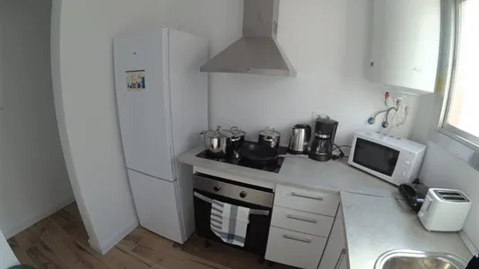 Rooms in Esplugues de Llobregat - photo 4