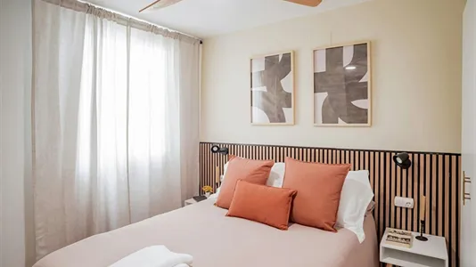 Rooms in Barcelona Ciutat Vella - photo 4