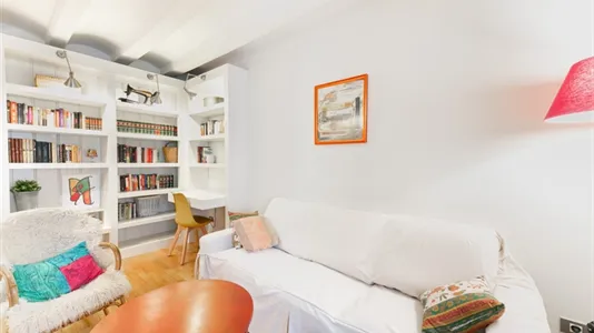 Apartments in Barcelona Ciutat Vella - photo 4