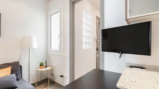 Apartments in Barcelona Sants-Montjuïc - photo 4