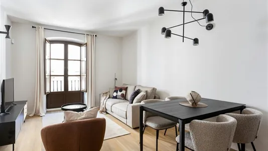 Apartments in Barcelona Ciutat Vella - photo 4