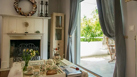 Rooms in Glyfada - photo 1