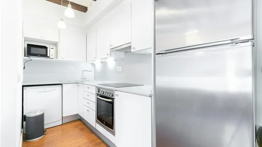 Apartments in Barcelona Ciutat Vella - photo 8
