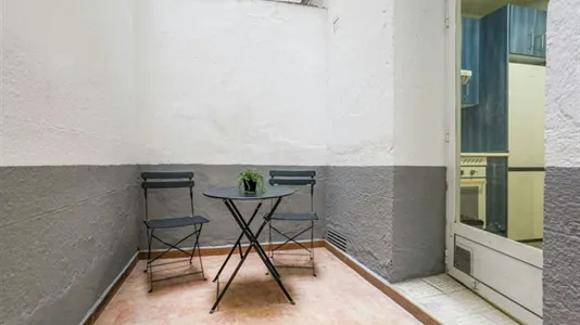 Rooms in Madrid Chamberí - photo 4