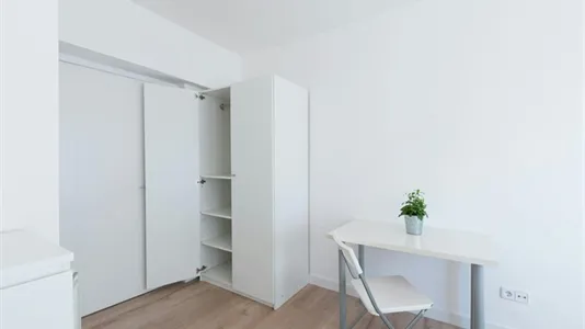 Rooms in Madrid Chamartín - photo 8