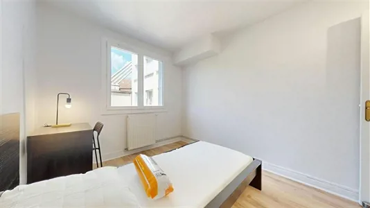 Rooms in Grenoble - photo 3