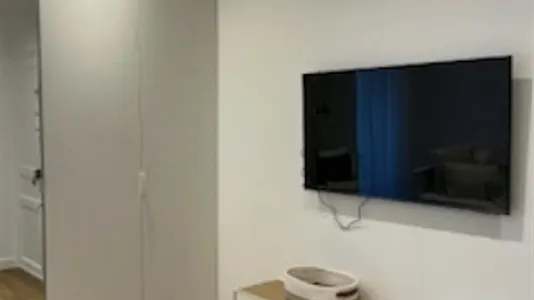 Apartments in Paris 7ème arrondissement - photo 3