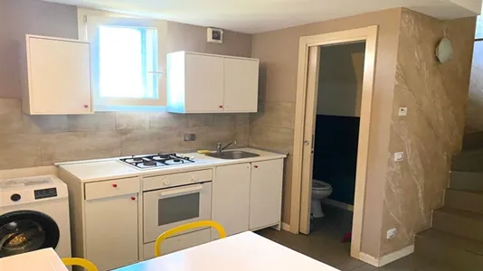 Rooms in Roma Municipio VI – Roma Delle Torri - photo 7