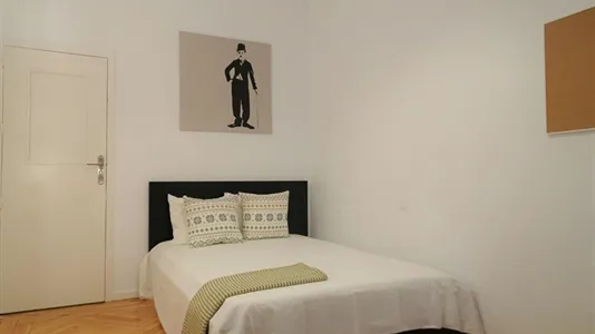 Rooms in Madrid Chamberí - photo 2