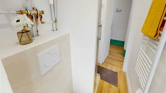 Rooms in Paris 10ème arrondissement - photo 9