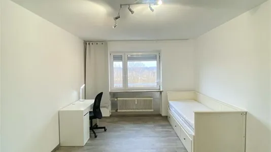 Rooms in Augsburg - photo 1