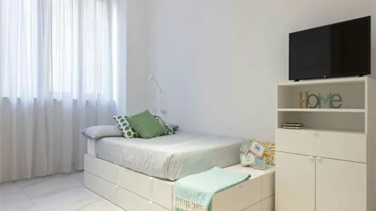 Rooms in Milano Zona 5 - Vigentino, Chiaravalle, Gratosoglio - photo 1