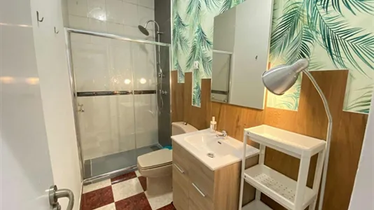 Rooms in Madrid Centro - photo 10