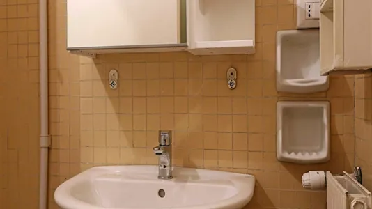 Rooms in Roma Municipio XIV – Monte Mario - photo 10