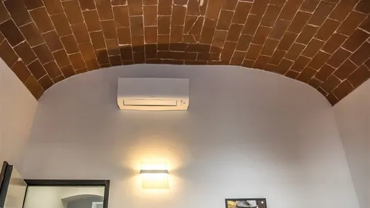 Rooms in Florence - photo 9