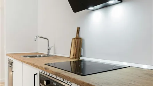 Rooms in Adaro - photo 10