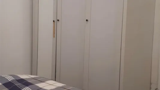 Rooms in Barcelona Ciutat Vella - photo 5