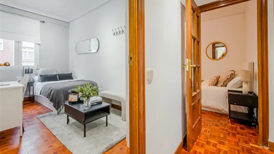 Rooms in Madrid Chamberí - photo 5