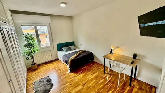 Rooms in Barcelona Ciutat Vella - photo 1