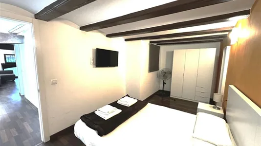 Apartments in Valencia Ciutat Vella - photo 3