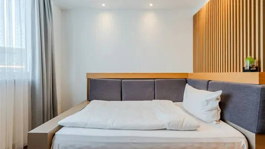 Apartments in Berlin Charlottenburg-Wilmersdorf - photo 4