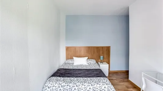 Rooms in Barcelona Eixample - photo 9