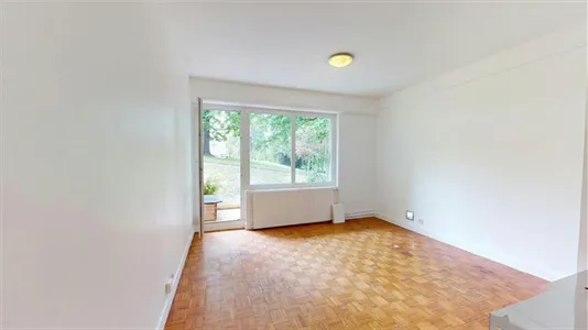 Apartments in Lyon - photo 2