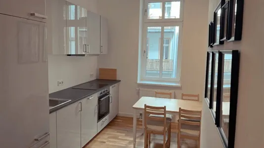 Rooms in Berlin Friedrichshain-Kreuzberg - photo 4