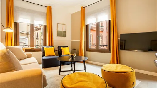 Apartments in Madrid Centro - photo 2