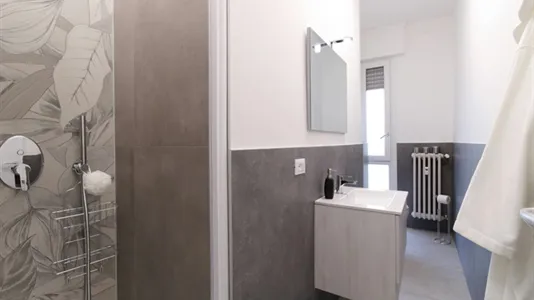 Rooms in Brescia - photo 8