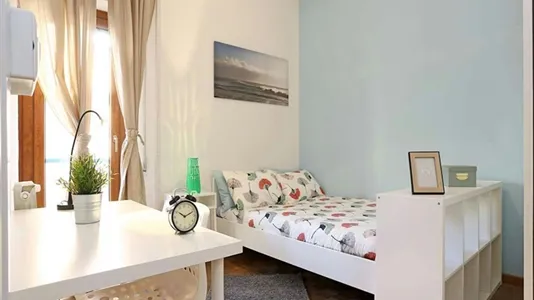 Rooms in Roma Municipio XIV – Monte Mario - photo 5