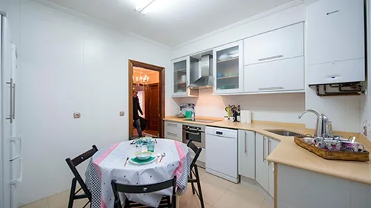 Rooms in Bilbao - photo 7