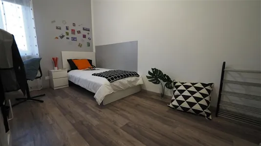 Rooms in Turin - photo 4