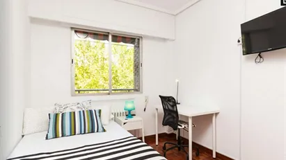 Room for rent in Madrid Moncloa-Aravaca, Madrid