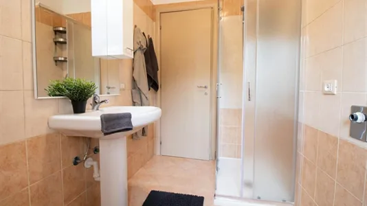 Rooms in Pavia - photo 9