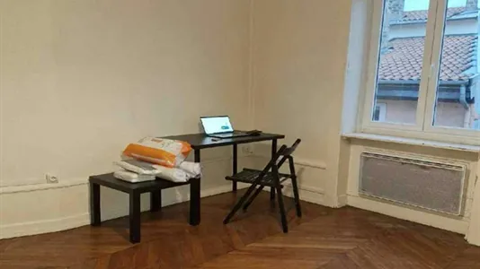 Rooms in Lyon - photo 2