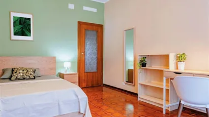Room for rent in Milano Zona 9 - Porta Garibaldi, Niguarda, Milan