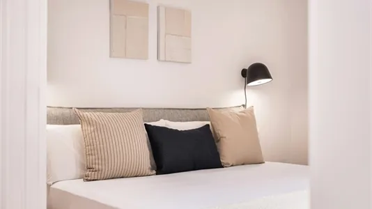 Apartments in Barcelona Eixample - photo 9