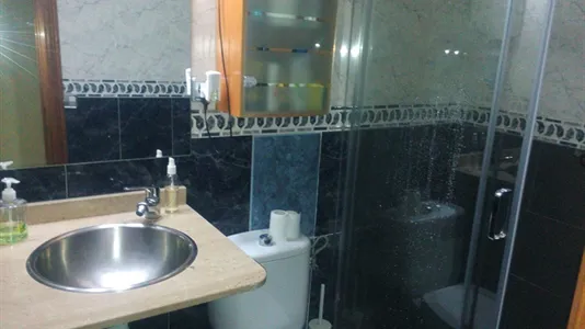 Rooms in Barcelona Eixample - photo 10