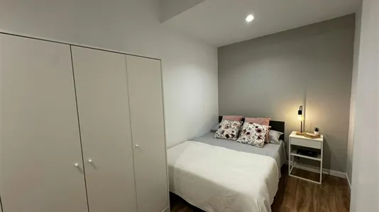 Rooms in Madrid Chamberí - photo 2