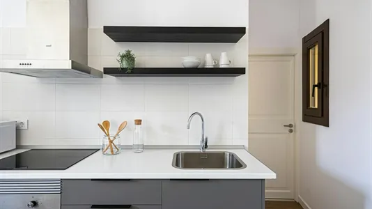 Apartments in Barcelona Ciutat Vella - photo 7