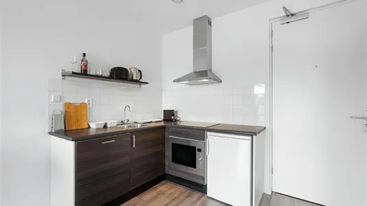 Apartments in Location is not specified - photo 9