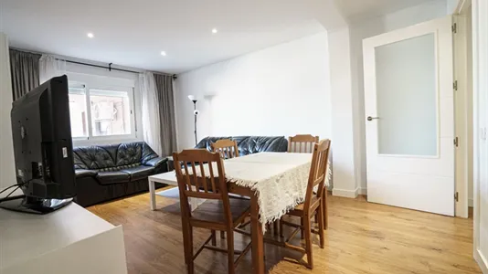 Rooms in Guadalajara - photo 9