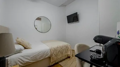 Room for rent in Madrid Chamberí, Madrid