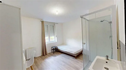 Rooms in Lille - photo 3