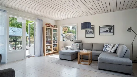 Houses in Nynäshamn - photo 5