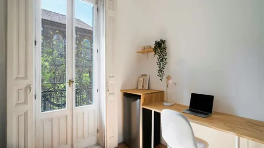 Rooms in Madrid Chamberí - photo 7