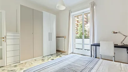 Room for rent in Milano Zona 6 - Barona, Lorenteggio, Milan