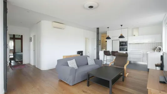 Apartments in Madrid Chamberí - photo 3
